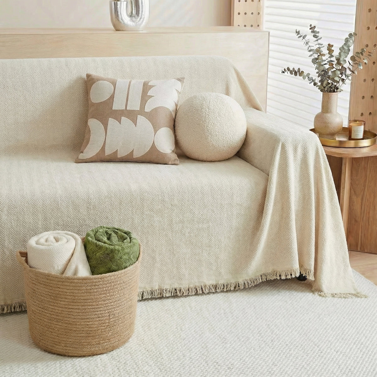 Couch Cover with Pet-Friendly Design & Water-Resistant Fabric for Stylish Protection