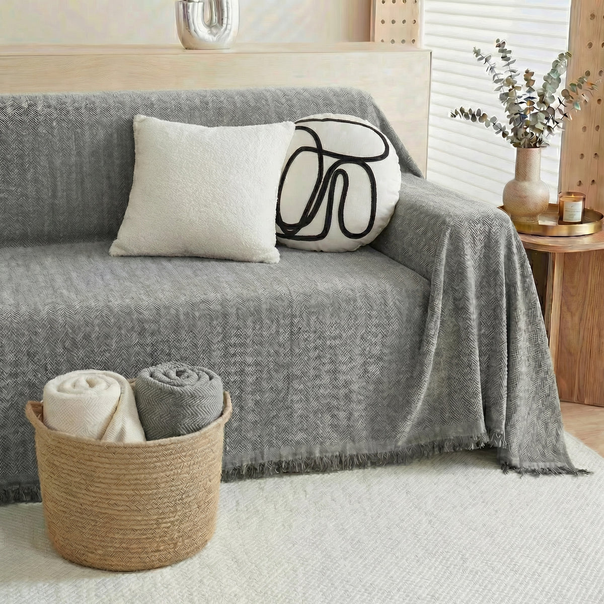 Couch Cover with Pet-Friendly Design & Water-Resistant Fabric for Stylish Protection