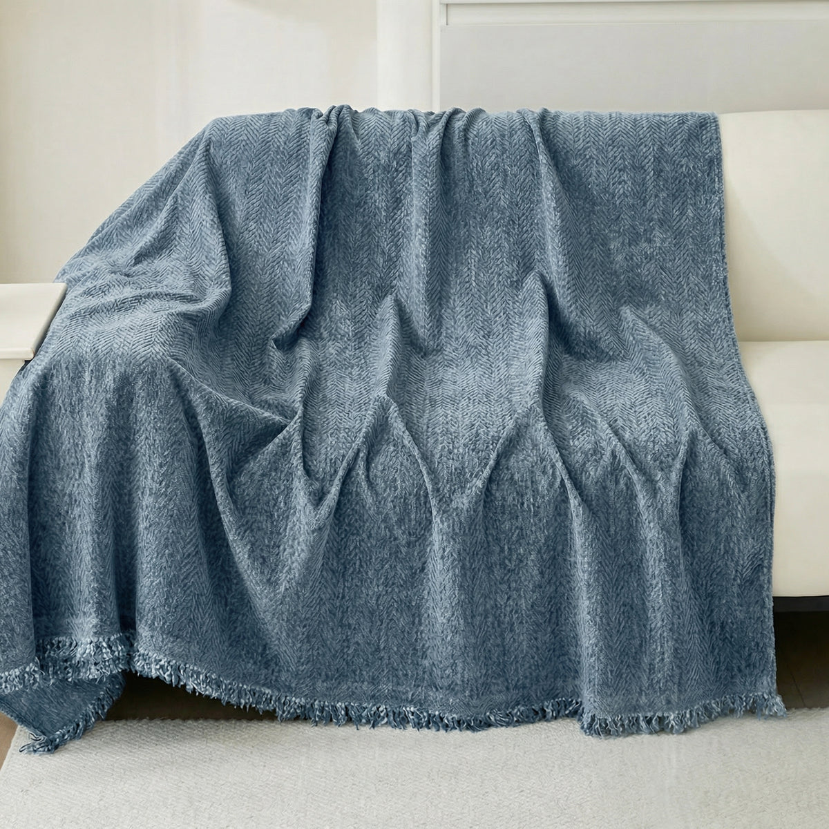 Couch Cover with Pet-Friendly Design & Water-Resistant Fabric for Stylish Protection