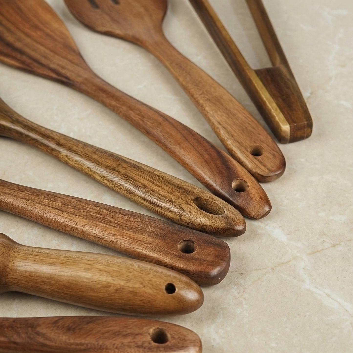 Kitchen Utensil Set with Ergonomic Design | 7-Piece Wooden Set for Stylish and Safe Cooking