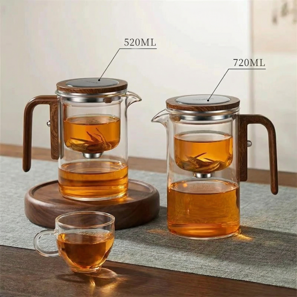 Glass Teapot with Magnetic Tea Release System