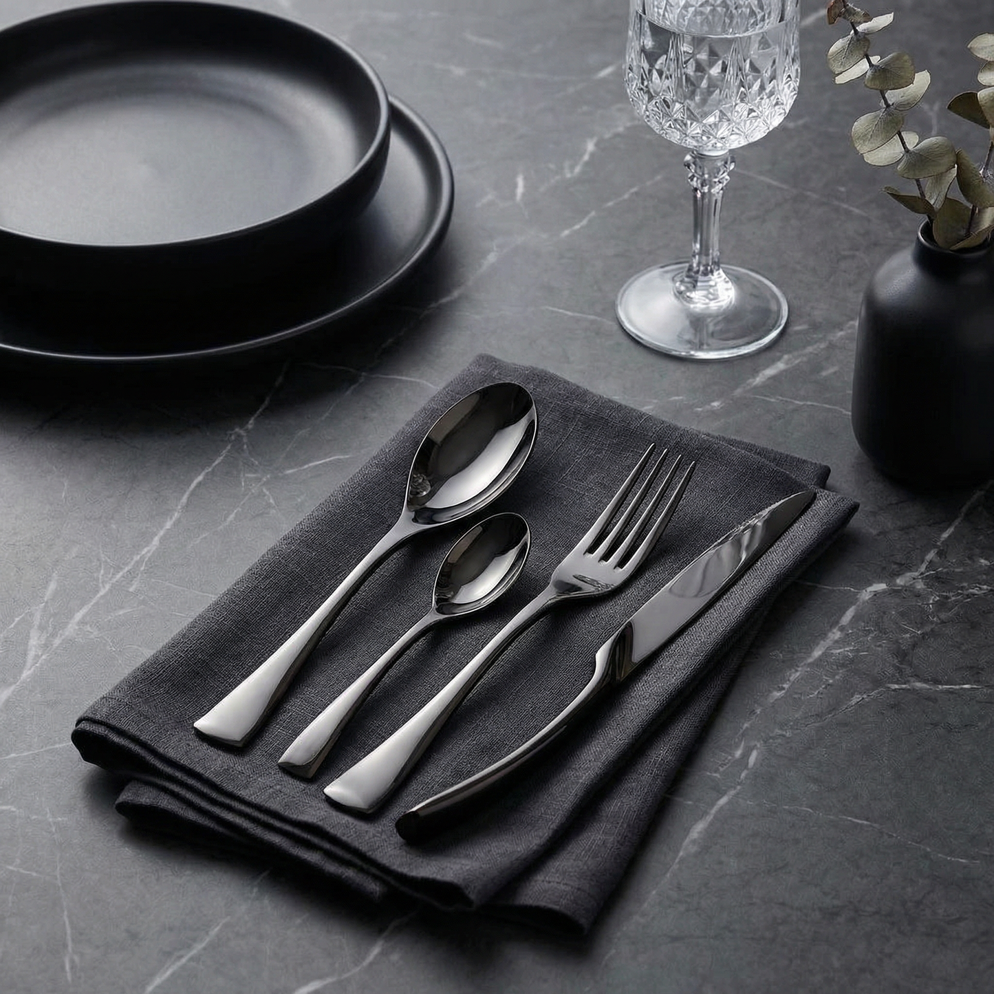 Black Stainless Steel Cutlery Set for Modern Dining
