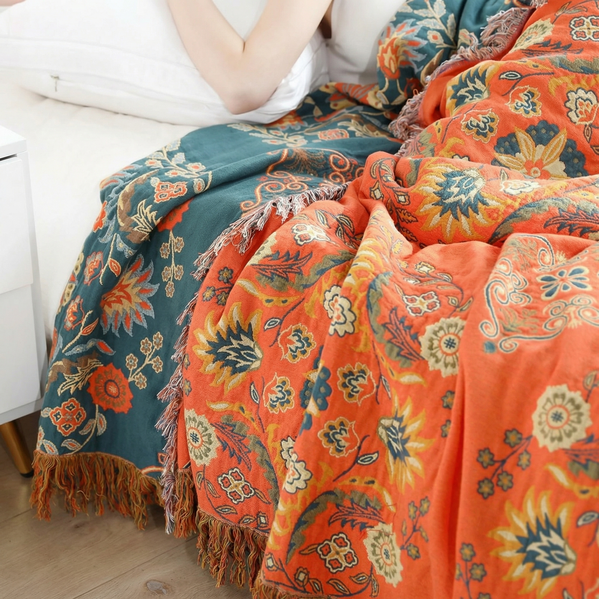 Reversible Throw Blanket with Floral Design | Cozy Comfort for All Seasons