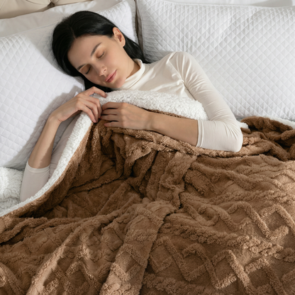 Reversible Sherpa Blanket with Plush Fleece | Lightweight & Breathable Comfort for All Seasons