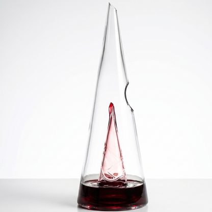 Elegant Glass Cone Wine Decanter with Optimal Aeration